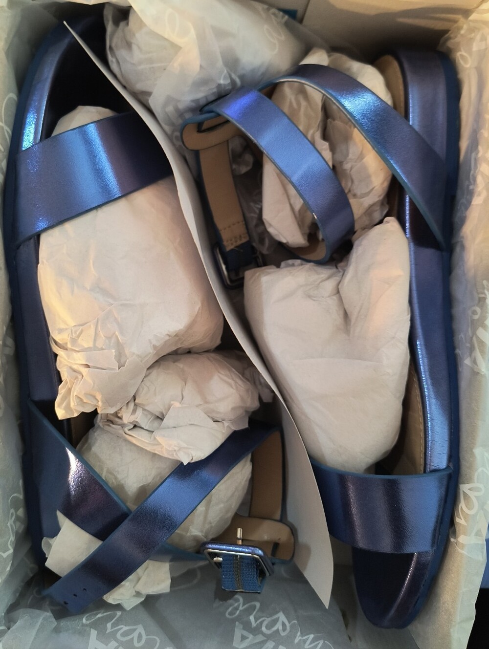 Mia Shoes Metallic Blue Strappy Flat Sandals Sz 11 Wide